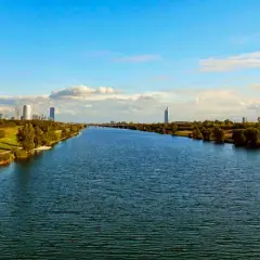 Jaka rzeka płynie przez Wiedeń? Odkryj tajemnice Dunaju
