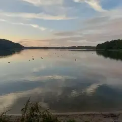 Jezioro Tuchomskie - odkryj piękno i tajemnice tego miejsca