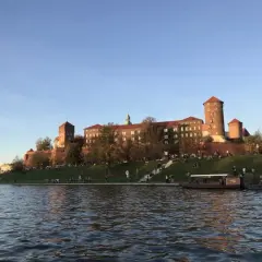 Nad jaką rzeką leży Kraków? Odkryj fascynującą historię Wisły