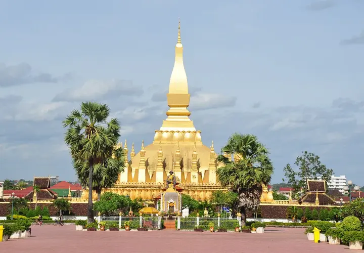 Vientiane - Przewodnik. Jak poczuć charakter stolicy Laosu?