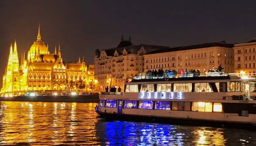 Jaką rzekę płynie przez Budapeszt? Odkryj sekrety Dunaju