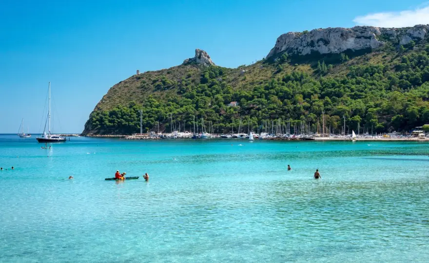 Cagliari - Stolica Sardynii - Jak połączyć zwiedzanie z plażą?