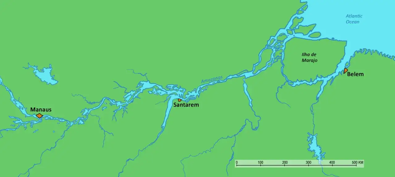 Mapa ukazujący bieg Amazonki, z zaznaczonymi miastami Manaus, Santarém i Belém, oraz wyspą Marajó.
