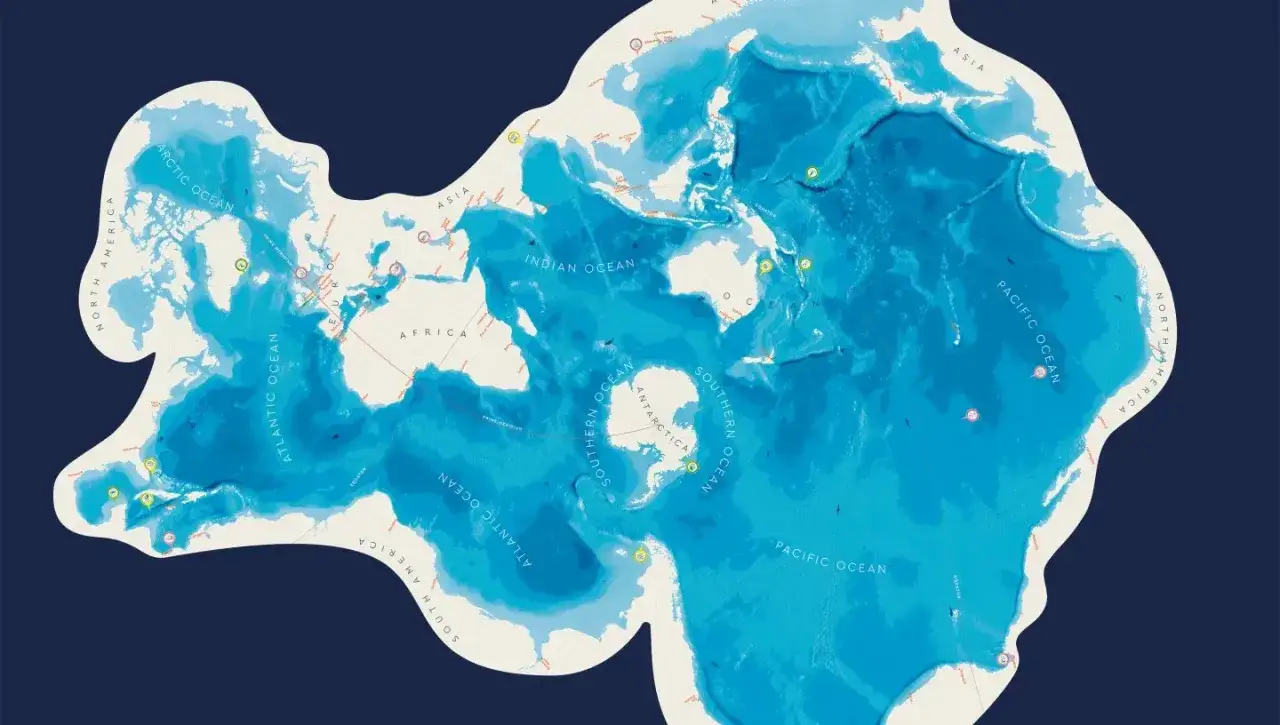 Mapa batymetryczna świata z zaznaczonymi oceanami. Widać kontynenty, głębiny i prądy. Pacyfik, największe morze na świecie, dominuje w centralnej części.