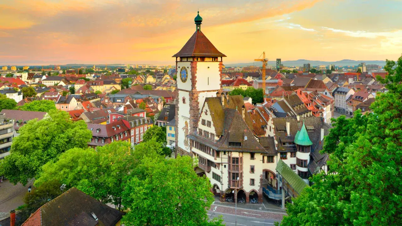 Zdjęcie Gdzie leży miasto Freiburg? Odkryj jego niezwykłą lokalizację w Niemczech